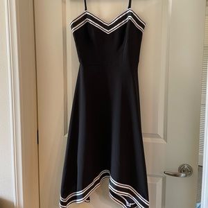 TED BAKER dress. Size 2. Price is $335. Selling for $1️⃣3️⃣0️⃣